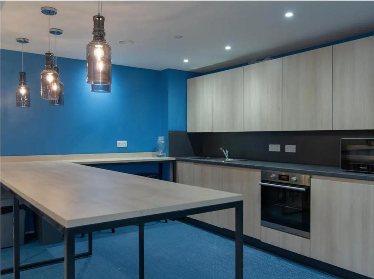 Vibrant Ensuite Rooms, Bournemouth - Sk Exteriér fotografie